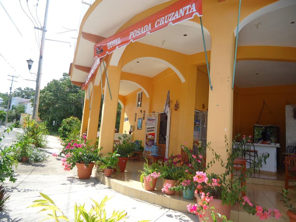 Hotel Cz Santa Cruz Huatulco Bagian luar foto