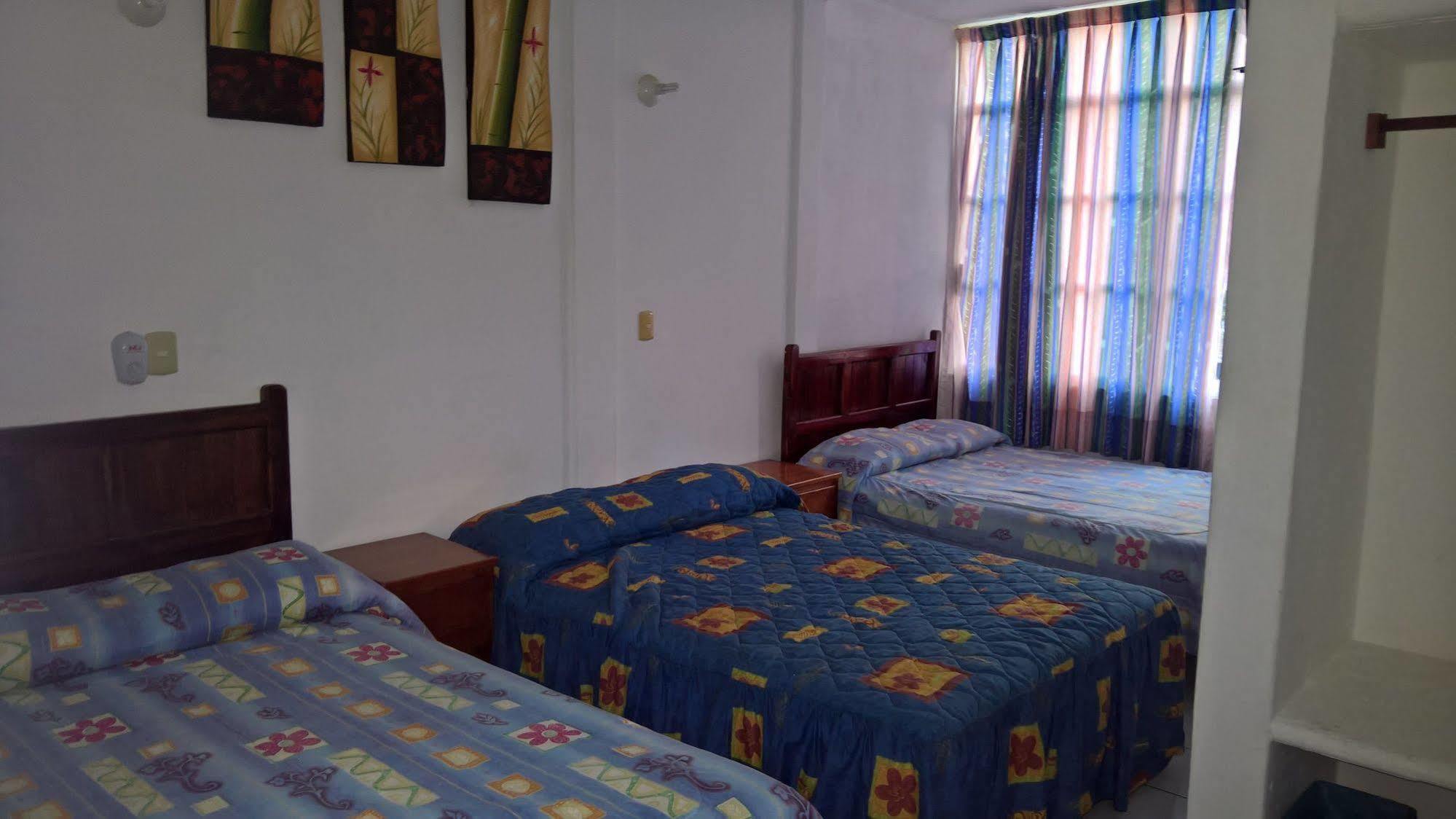 Hotel Cz Santa Cruz Huatulco Bagian luar foto