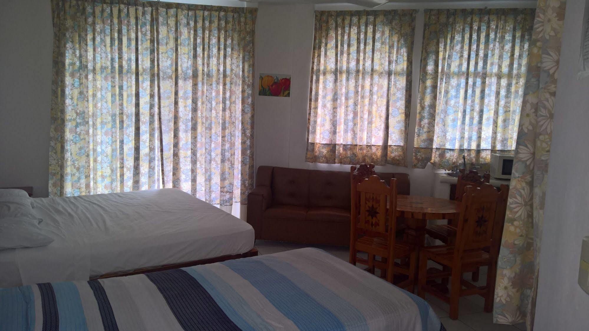 Hotel Cz Santa Cruz Huatulco Bagian luar foto