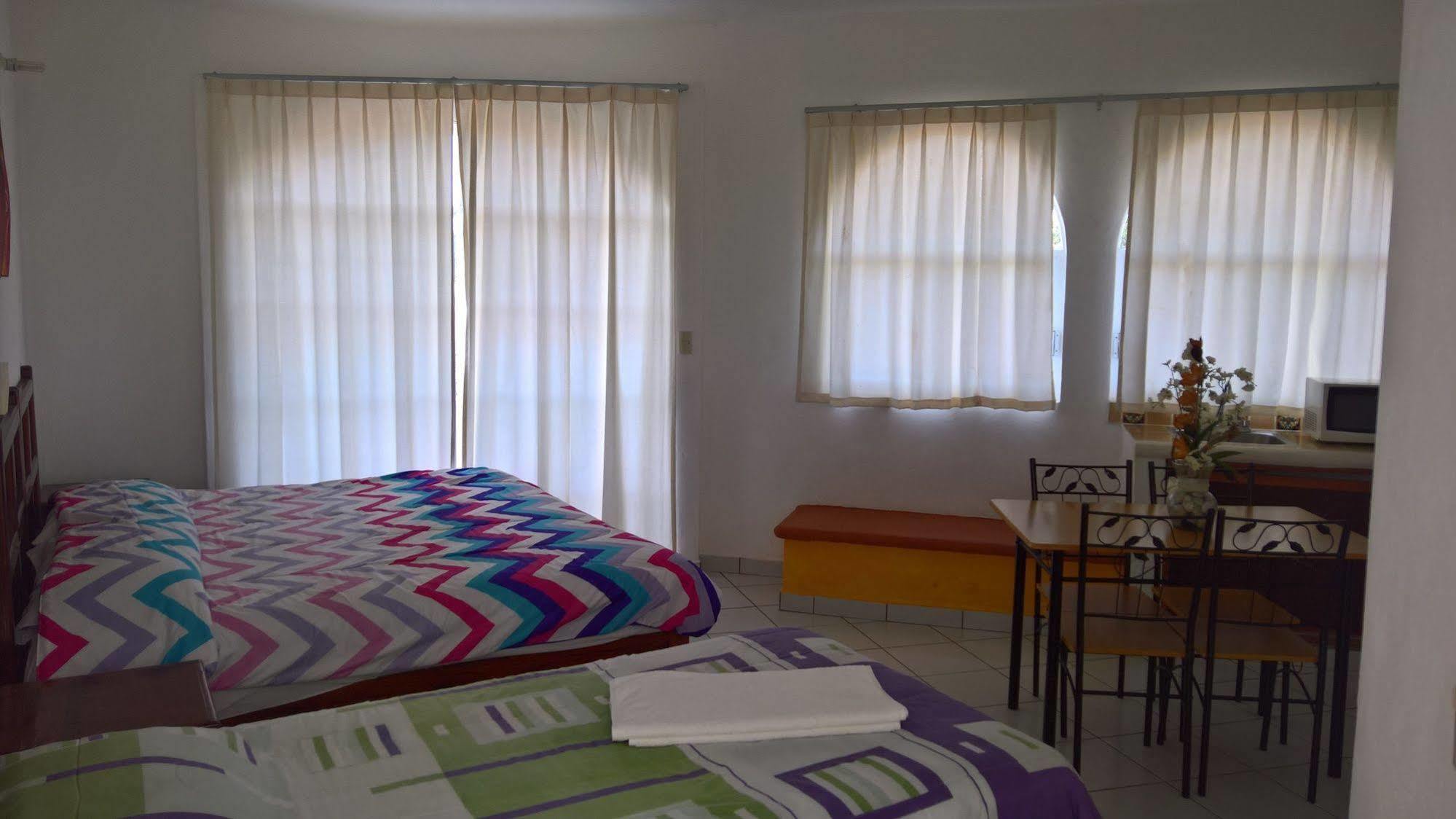 Hotel Cz Santa Cruz Huatulco Bagian luar foto